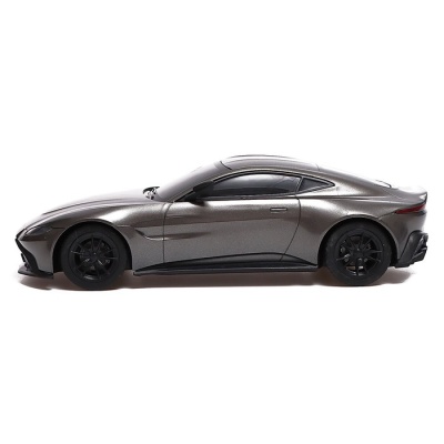 Машина радиоуправляемая Aston Martin Vantage, 1:18, цвет МИКС